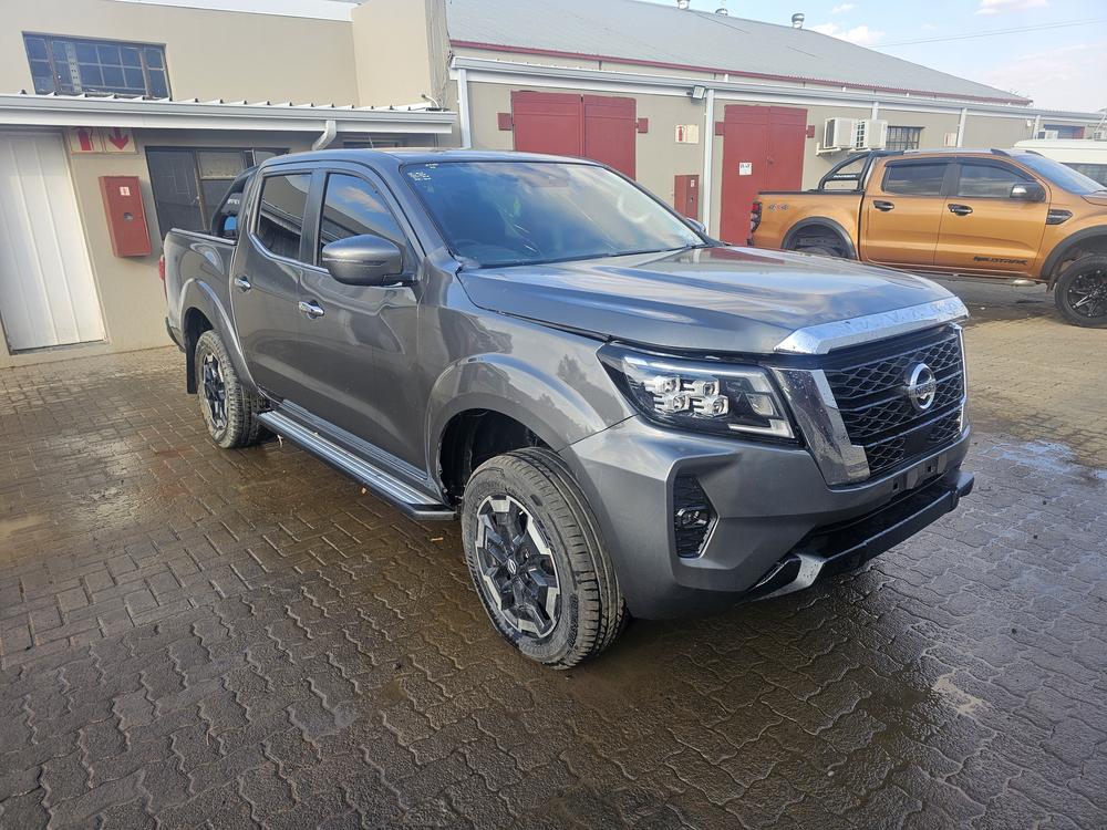 2021 NISSAN NAVARA 2.5DDTI LE/LE PLUS 4X4 A/T D/C P/U